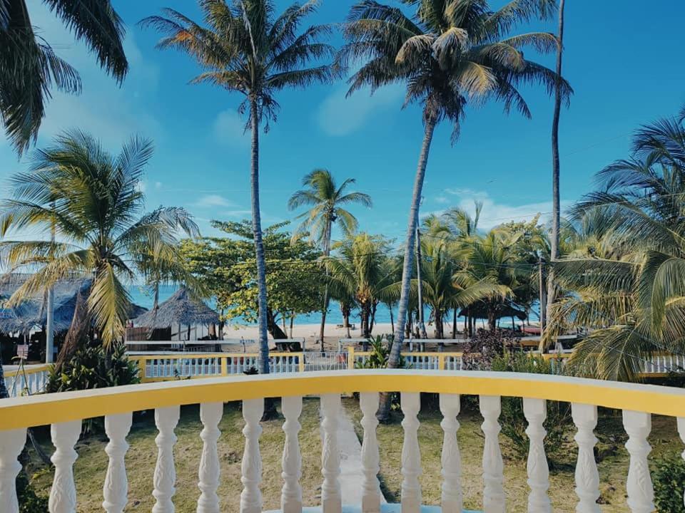 Отель Lulu Beach Корн-Айленд Экстерьер фото